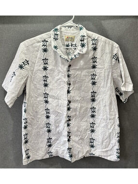 ROYAL HAWAIIAN CREATIONS White Print Hawaiian Shirt with Sea Turtles